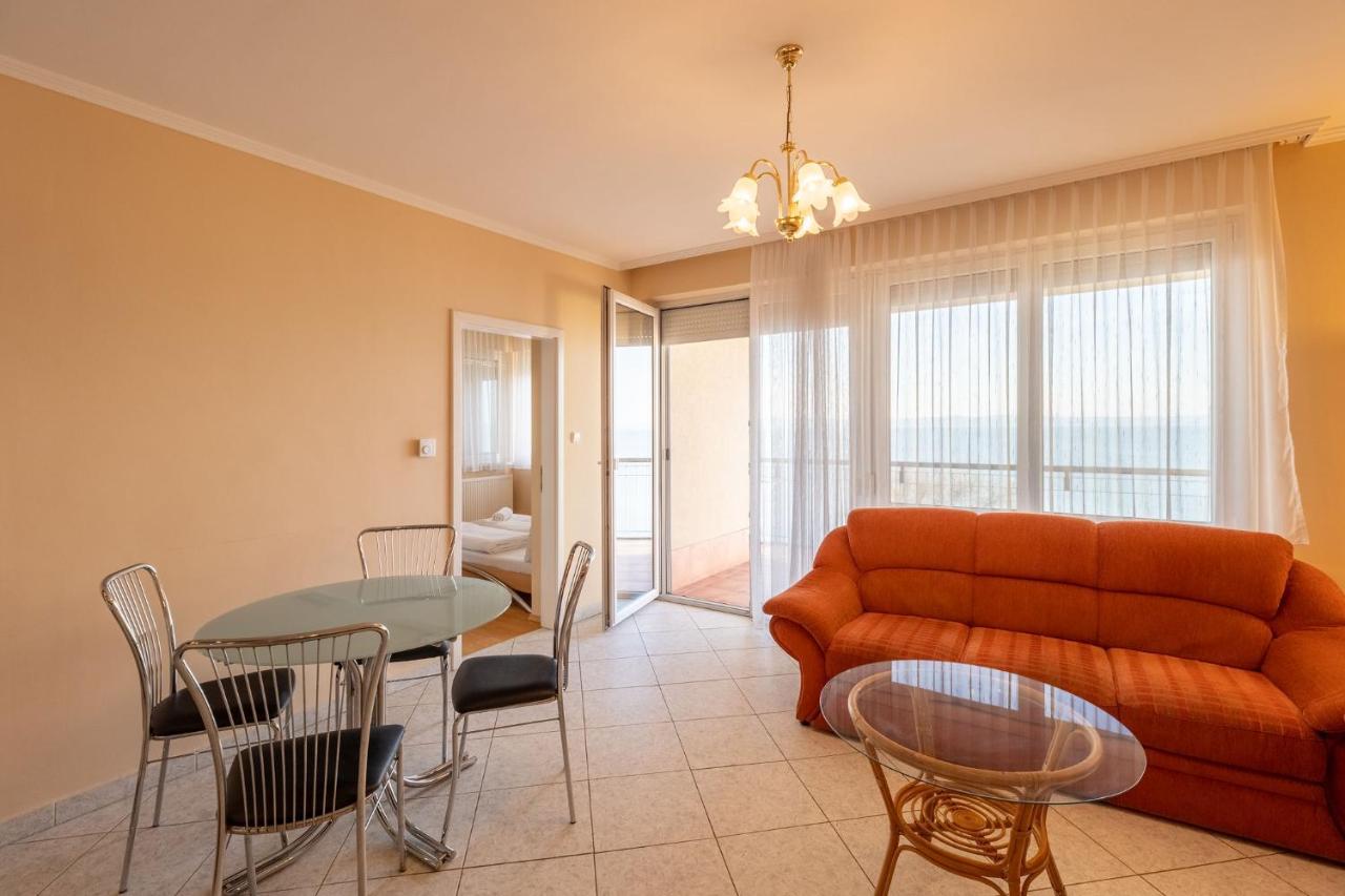 Kek Hullam Apartman By Bltn Apartment ชิโอฟก ภายนอก รูปภาพ